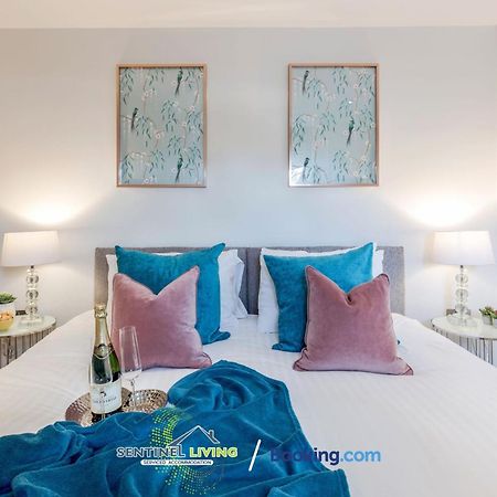 Apartmán Windsor Flat 2 Bed By Sentinel Living With Free Wifi And Parking Exteriér fotografie