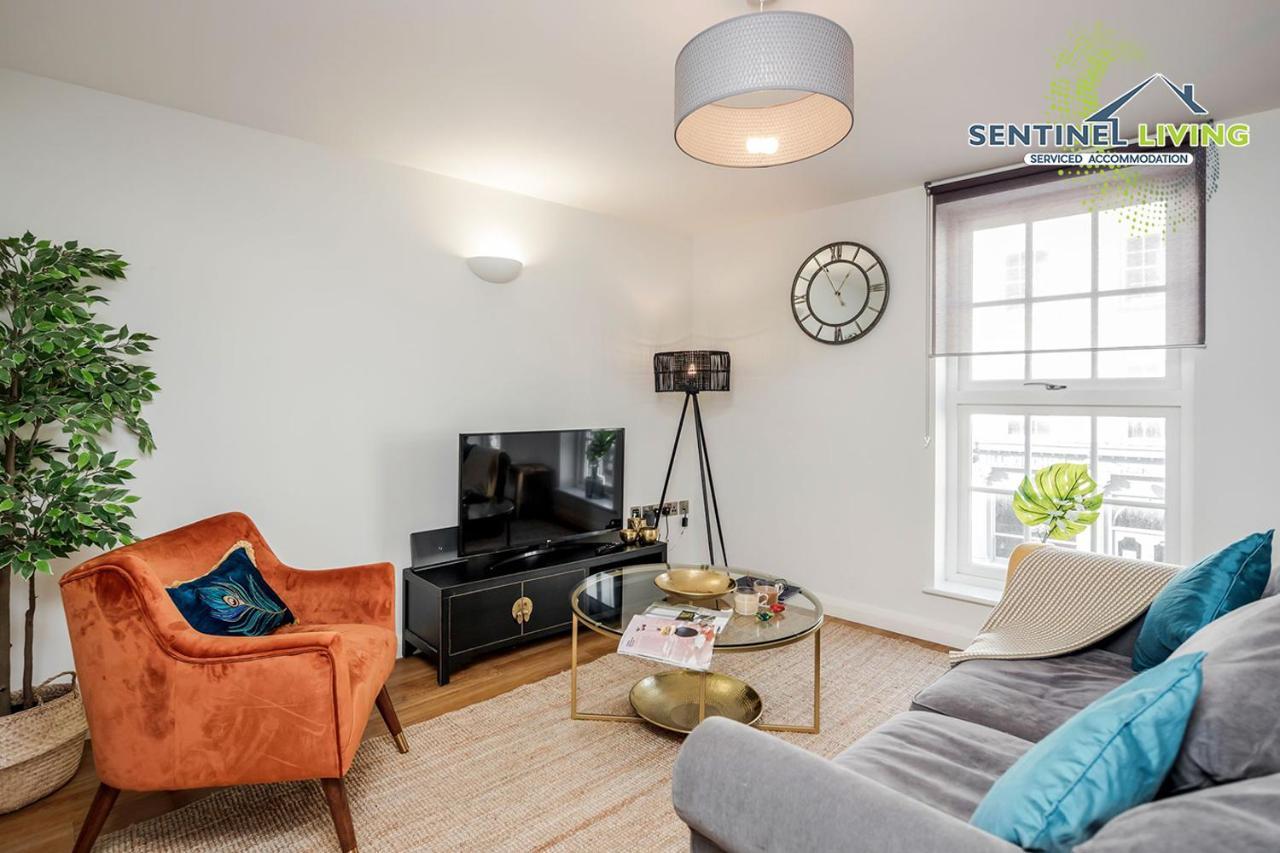 Apartmán Windsor Flat 2 Bed By Sentinel Living With Free Wifi And Parking Exteriér fotografie