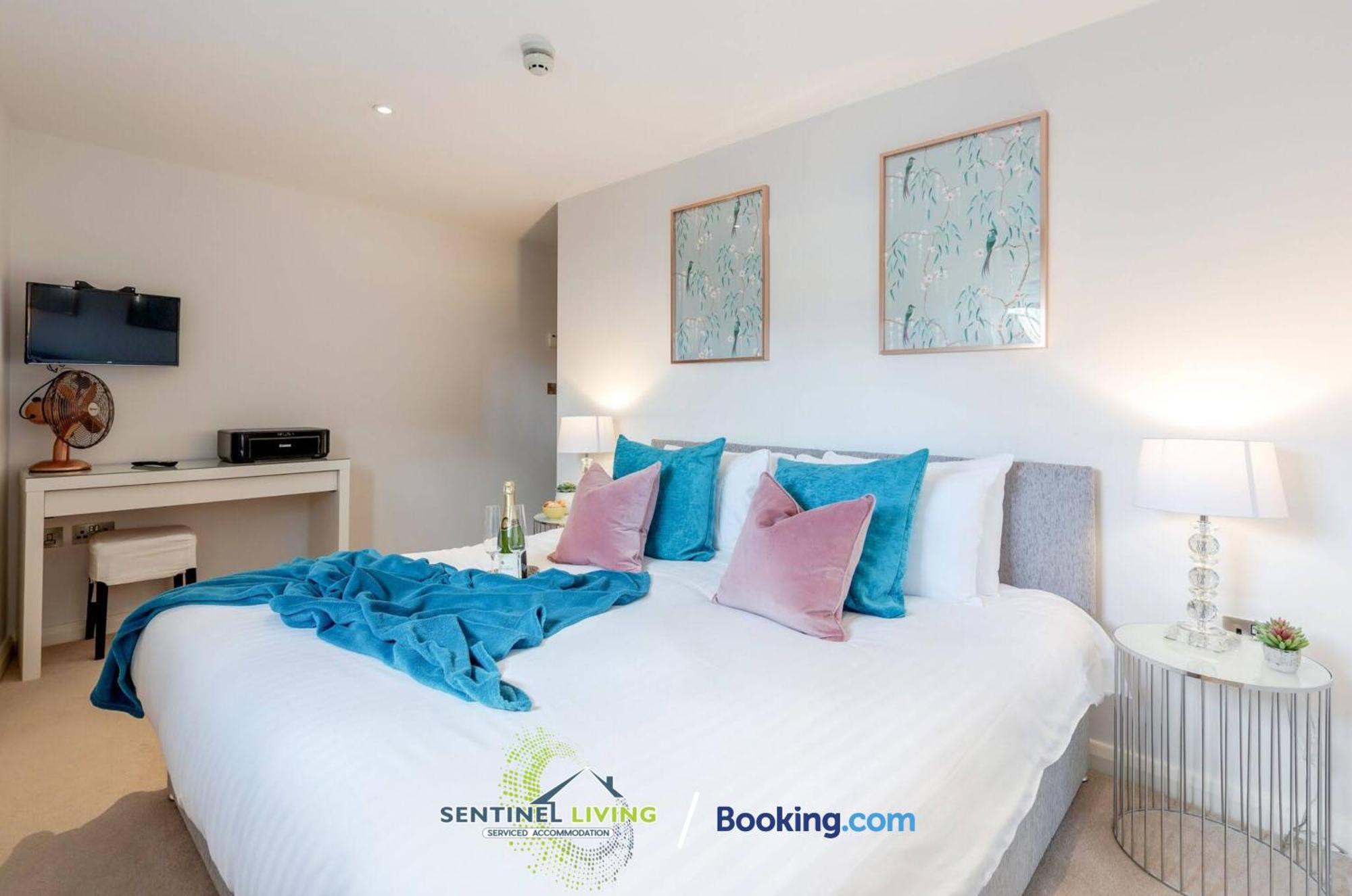 Apartmán Windsor Flat 2 Bed By Sentinel Living With Free Wifi And Parking Exteriér fotografie