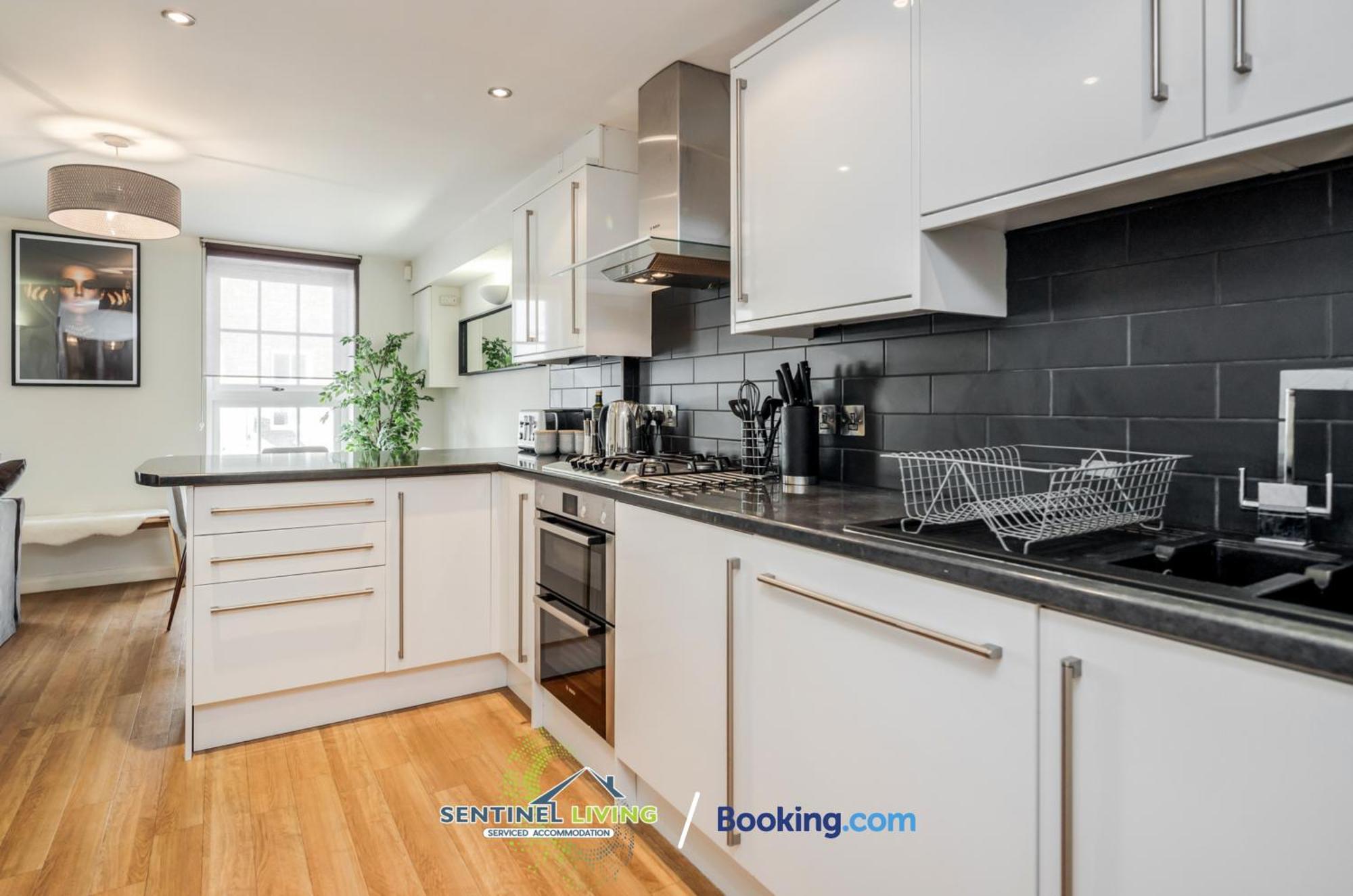 Apartmán Windsor Flat 2 Bed By Sentinel Living With Free Wifi And Parking Exteriér fotografie