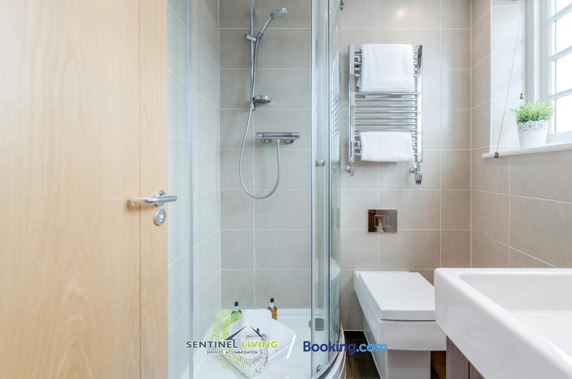 Apartmán Windsor Flat 2 Bed By Sentinel Living With Free Wifi And Parking Exteriér fotografie