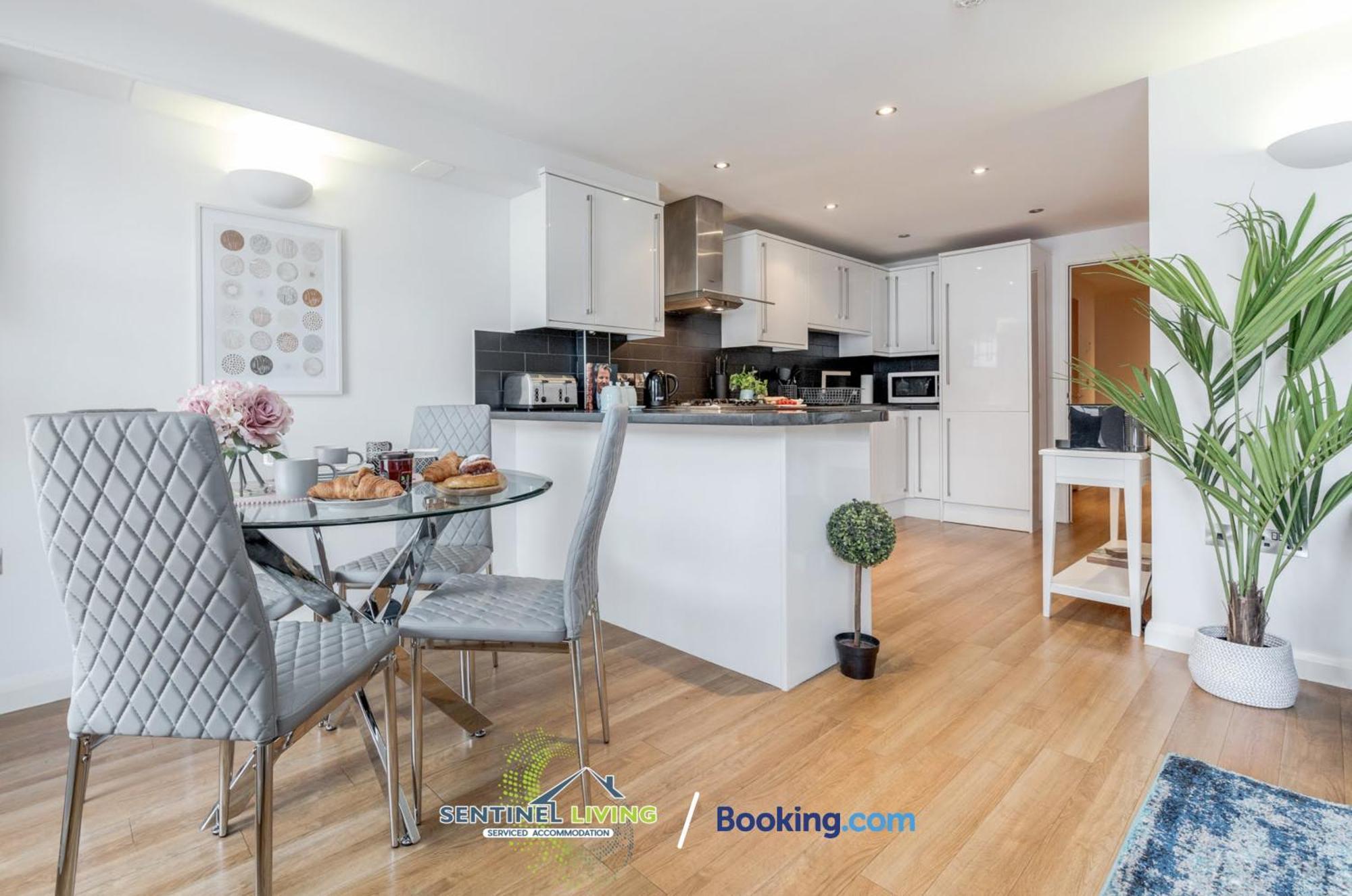 Apartmán Windsor Flat 2 Bed By Sentinel Living With Free Wifi And Parking Exteriér fotografie